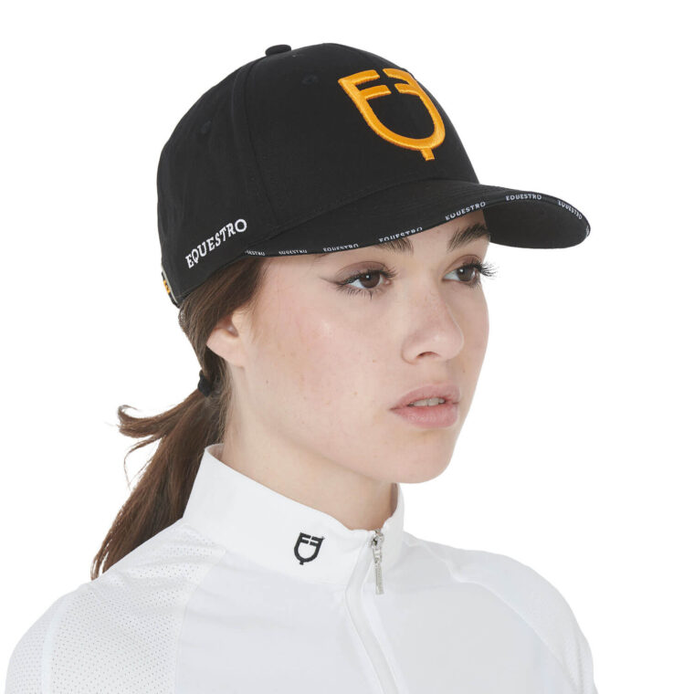 EQUESTRO Signature Cap