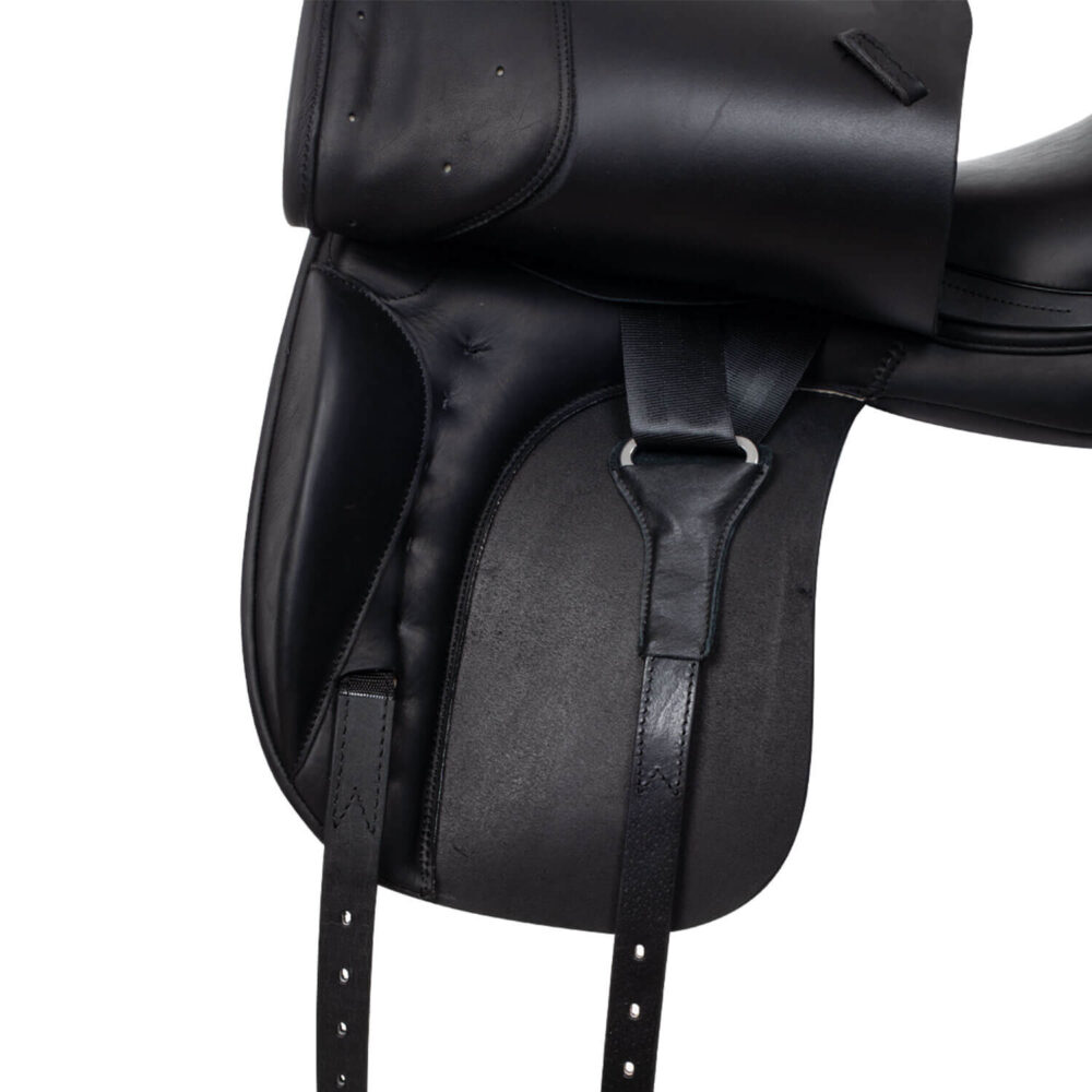 EQUESTRO Aachen Long Dressage Saddle