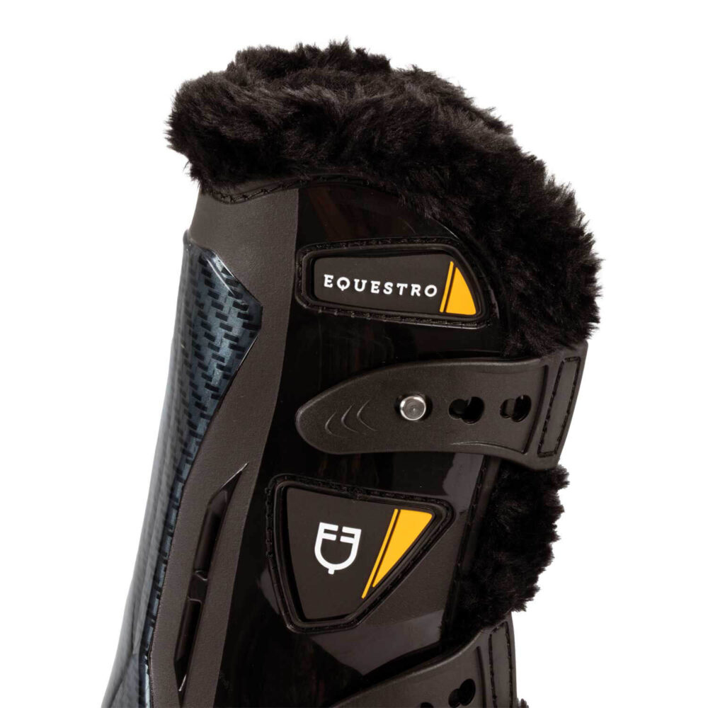 EQUESTRO Sheepskin Quick-Release Tendon + Fetlock Boots