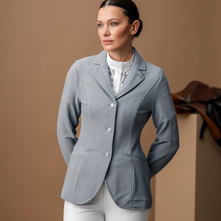 AA MotionLite Platinum Show Jacket