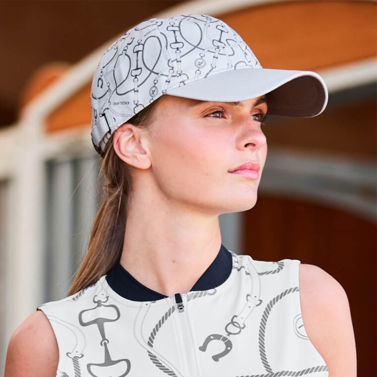 KINGSLAND Larissa Cap